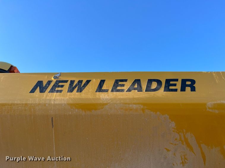 image for item NI9110 1999 Ag-Chem Terra Gator 8104  applicator