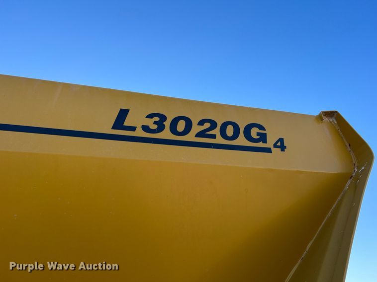 image for item NI9110 1999 Ag-Chem Terra Gator 8104  applicator