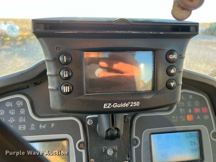 image for item NI9110 1999 Ag-Chem Terra Gator 8104  applicator