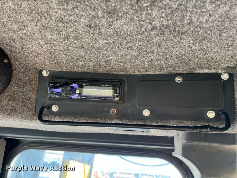 image for item NI9110 1999 Ag-Chem Terra Gator 8104  applicator