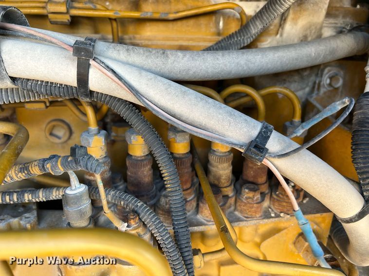 image for item NI9110 1999 Ag-Chem Terra Gator 8104  applicator