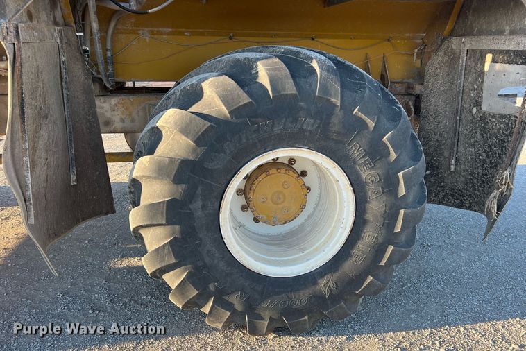 image for item NI9110 1999 Ag-Chem Terra Gator 8104  applicator