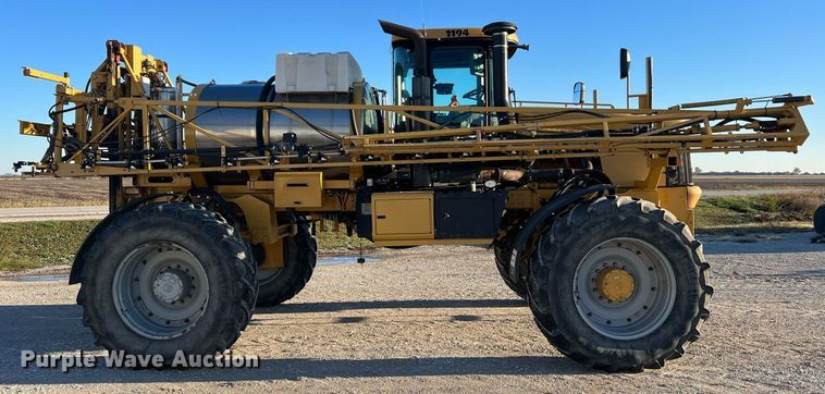 image for item NI9111 AG Chem RoGator 1194  sprayer