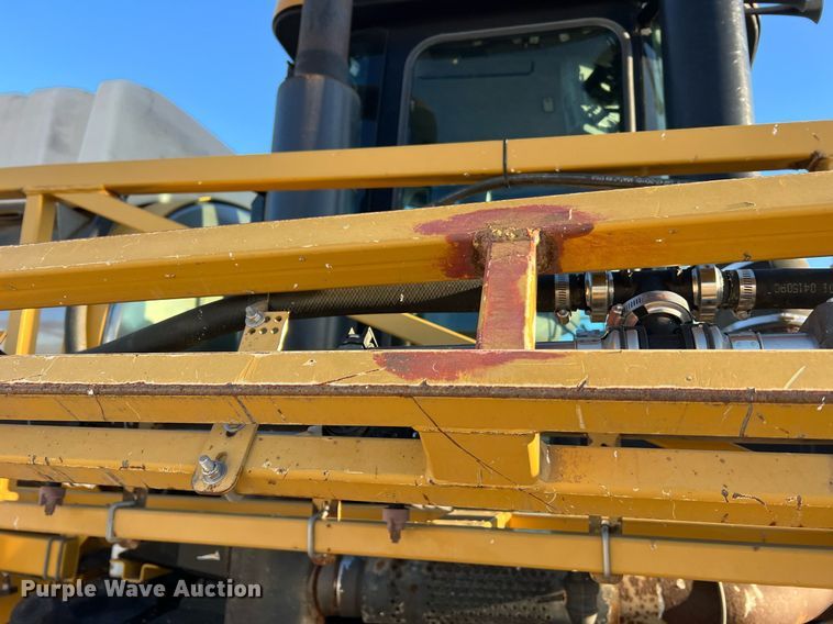 image for item NI9111 AG Chem RoGator 1194  sprayer