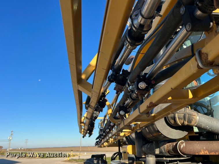 image for item NI9111 AG Chem RoGator 1194  sprayer