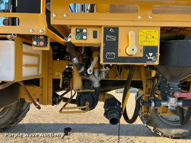 image for item NI9111 AG Chem RoGator 1194  sprayer