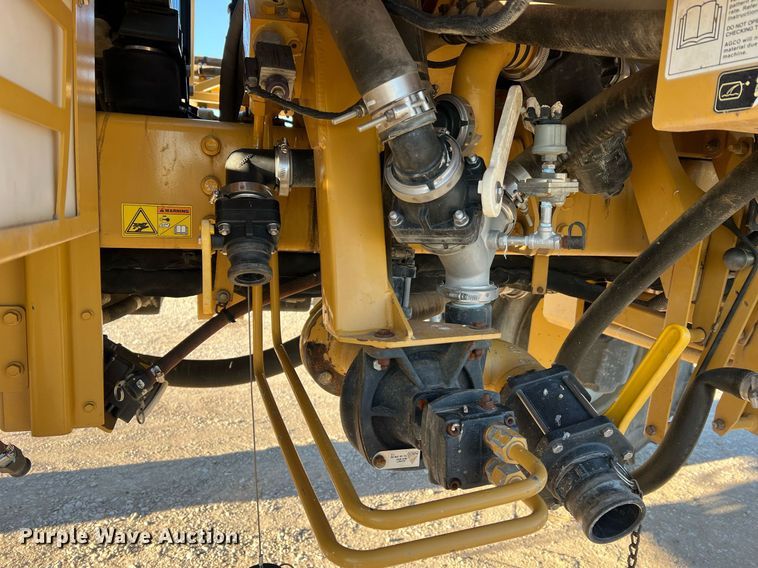 image for item NI9111 AG Chem RoGator 1194  sprayer