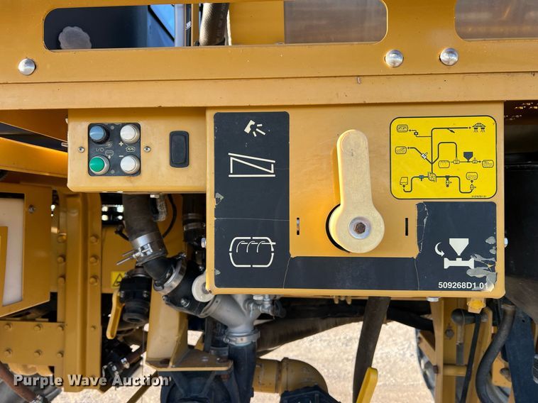 image for item NI9111 AG Chem RoGator 1194  sprayer