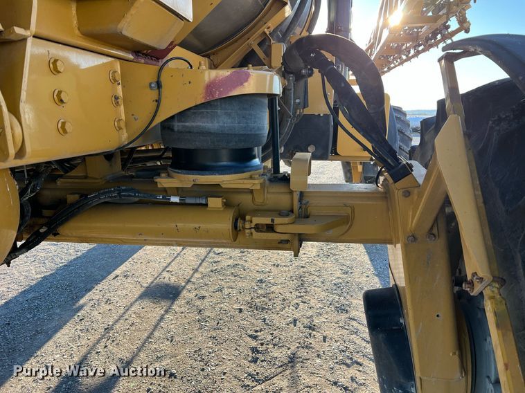 image for item NI9111 AG Chem RoGator 1194  sprayer