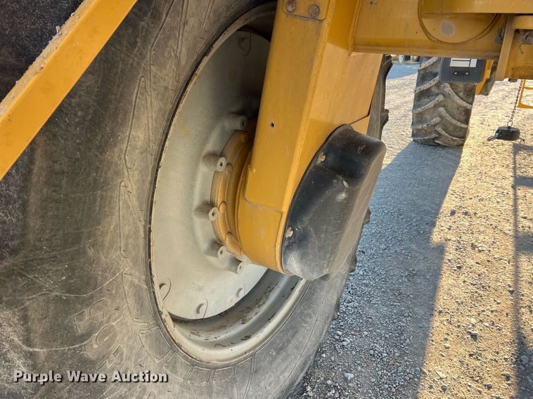 image for item NI9111 AG Chem RoGator 1194  sprayer