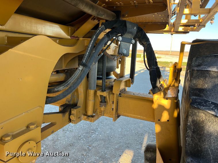 image for item NI9111 AG Chem RoGator 1194  sprayer