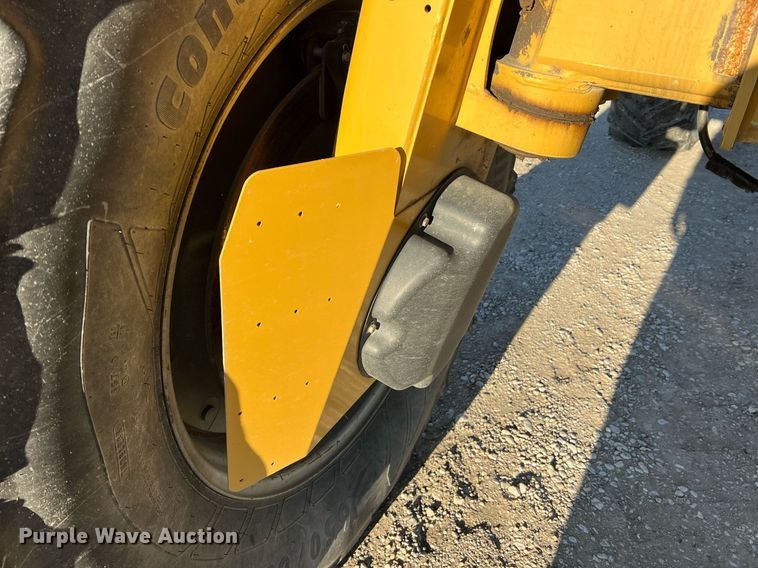 image for item NI9111 AG Chem RoGator 1194  sprayer