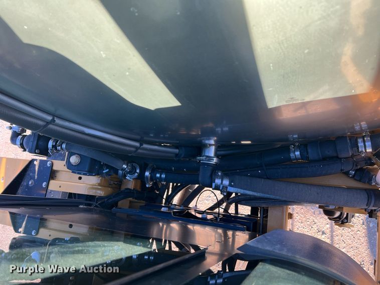 image for item NI9111 AG Chem RoGator 1194  sprayer