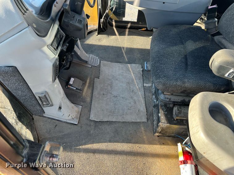 image for item NI9111 AG Chem RoGator 1194  sprayer