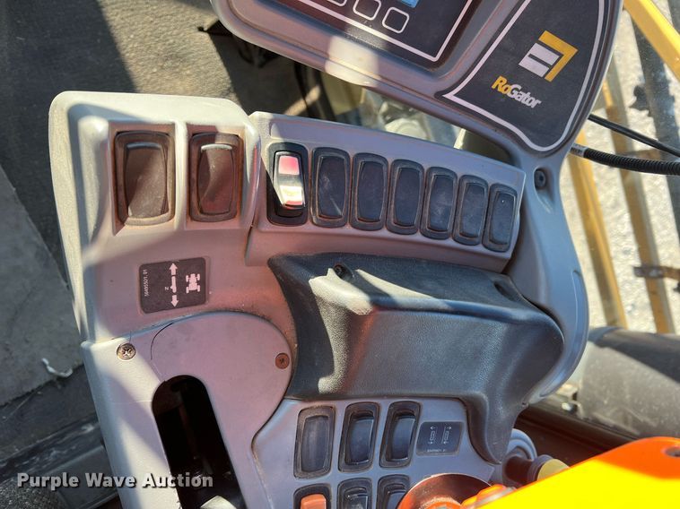 image for item NI9111 AG Chem RoGator 1194  sprayer