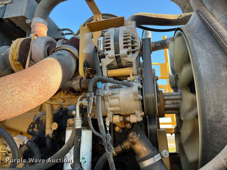 image for item NI9111 AG Chem RoGator 1194  sprayer