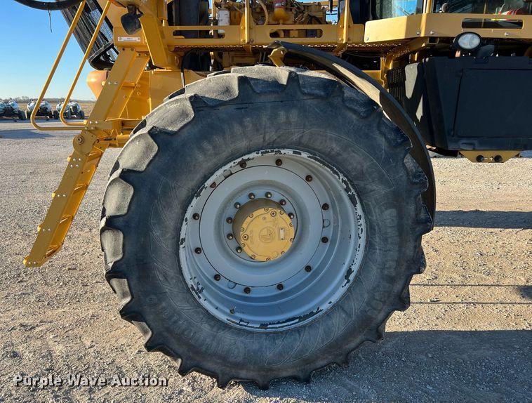 image for item NI9111 AG Chem RoGator 1194  sprayer