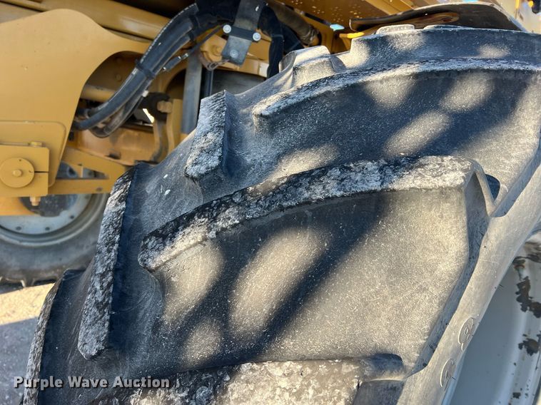 image for item NI9111 AG Chem RoGator 1194  sprayer