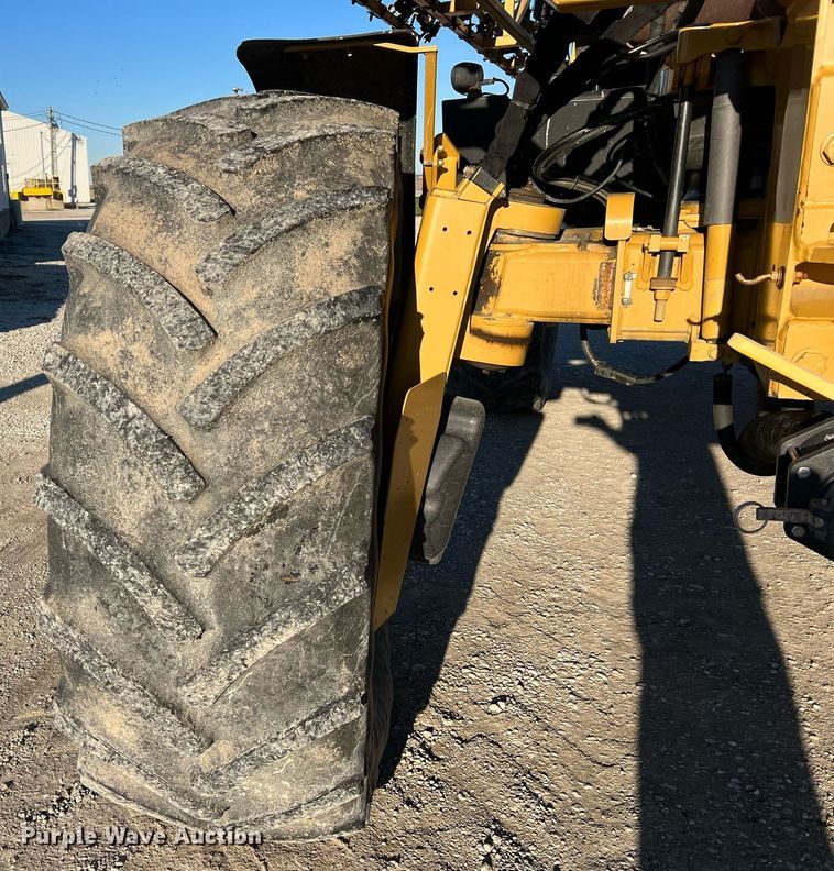 image for item NI9111 AG Chem RoGator 1194  sprayer