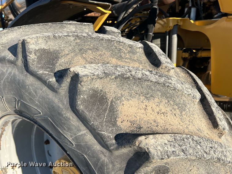 image for item NI9111 AG Chem RoGator 1194  sprayer