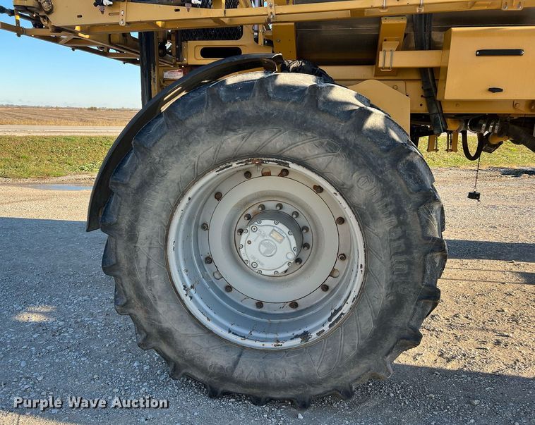 image for item NI9111 AG Chem RoGator 1194  sprayer