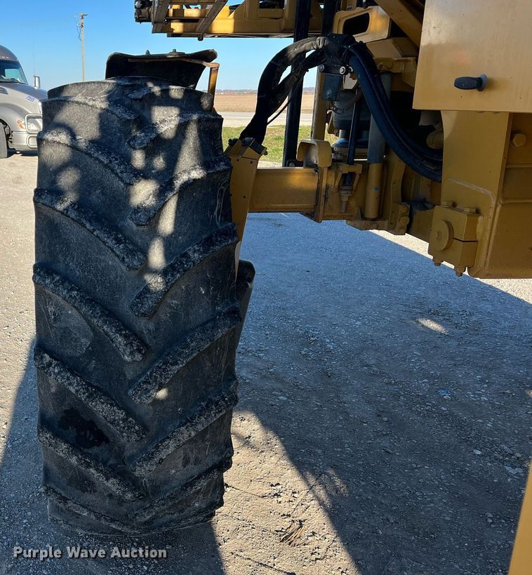 image for item NI9111 AG Chem RoGator 1194  sprayer