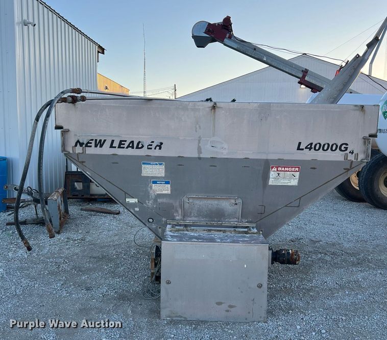 image for item NI9112 New Leader L400G4  applicator bed