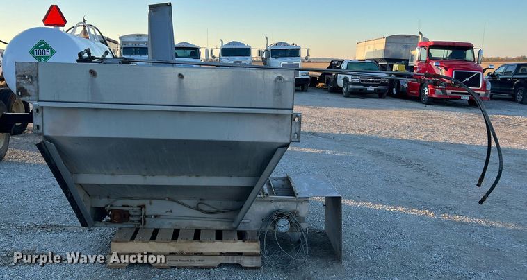 image for item NI9112 New Leader L400G4  applicator bed