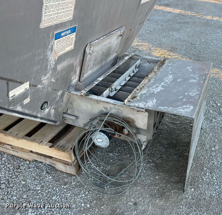 image for item NI9112 New Leader L400G4  applicator bed