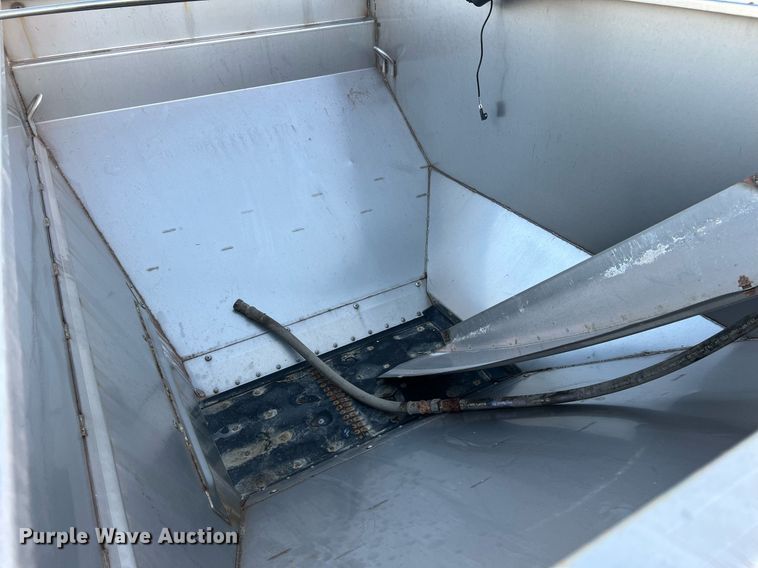 image for item NI9112 New Leader L400G4  applicator bed