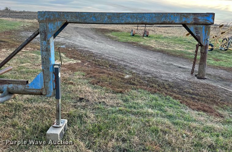 image for item NL9103 Hay bale trailer