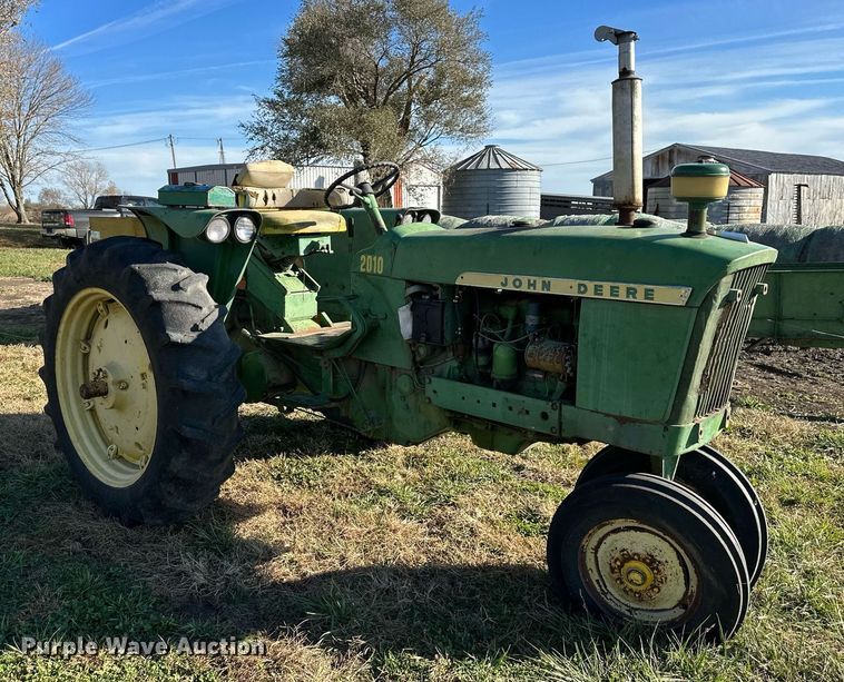 image for item NL9104 1963 John Deere 2010  tractor