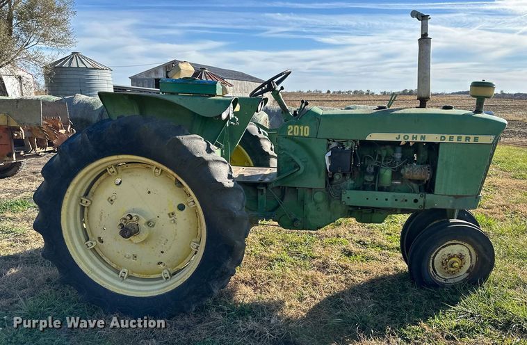image for item NL9104 1963 John Deere 2010  tractor