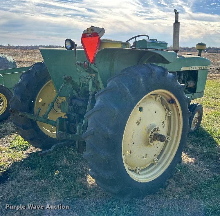 image for item NL9104 1963 John Deere 2010  tractor
