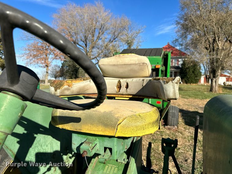 image for item NL9104 1963 John Deere 2010  tractor