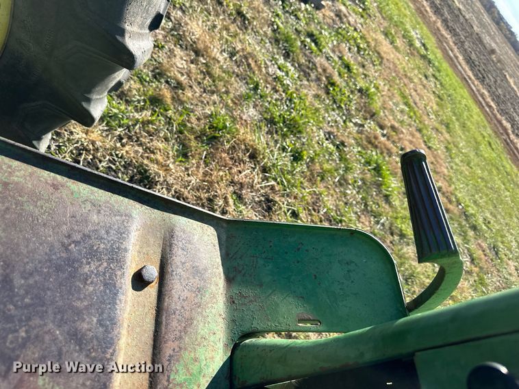 image for item NL9104 1963 John Deere 2010  tractor