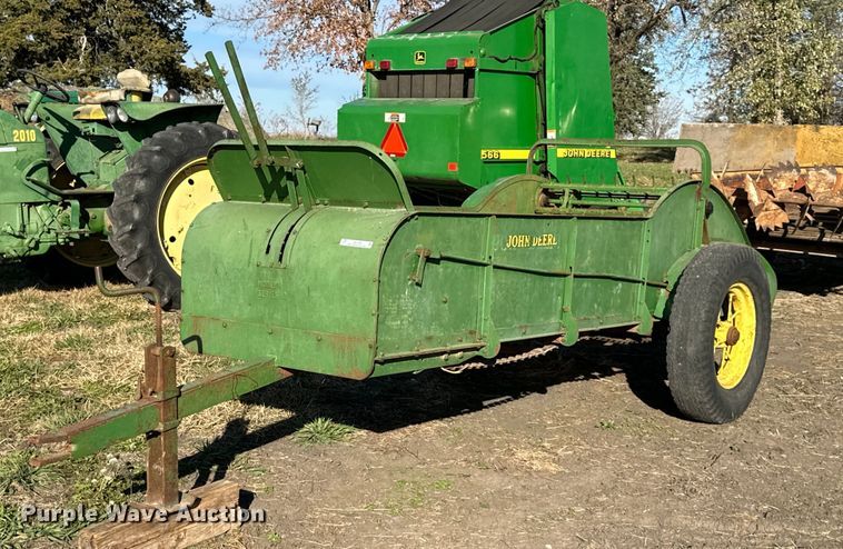 image for item NL9105 John Deere H  manure spreader