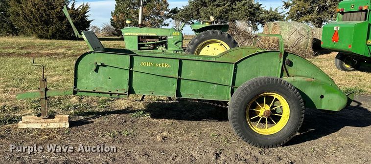 image for item NL9105 John Deere H  manure spreader