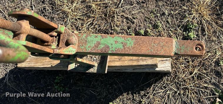 image for item NL9105 John Deere H  manure spreader