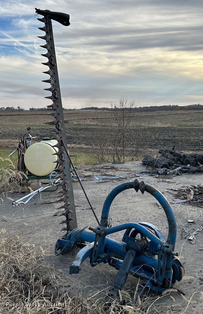 image for item NL9106 Ford 501  sickle mower