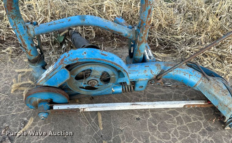 image for item NL9106 Ford 501  sickle mower