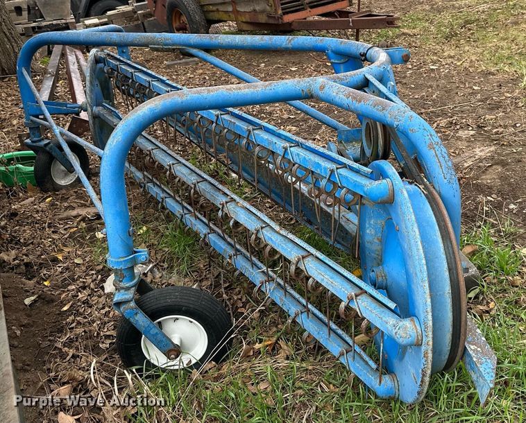 image for item NL9127 Ford 14-400  hay rake