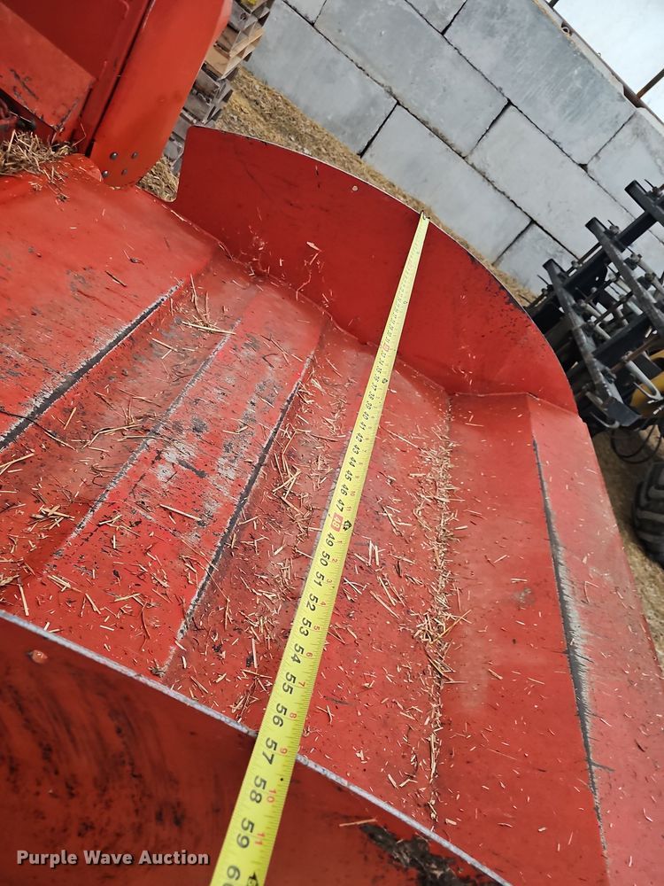 image for item NP9053 2006 Teagle 8080  bale processor