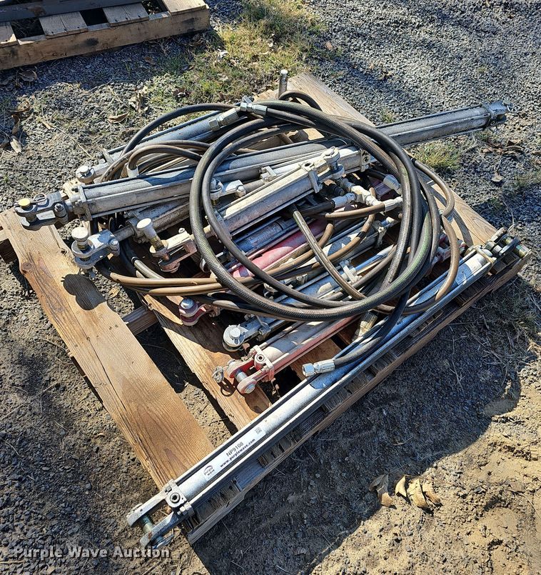 image for item NP9108 (11) hydraulic cylinders