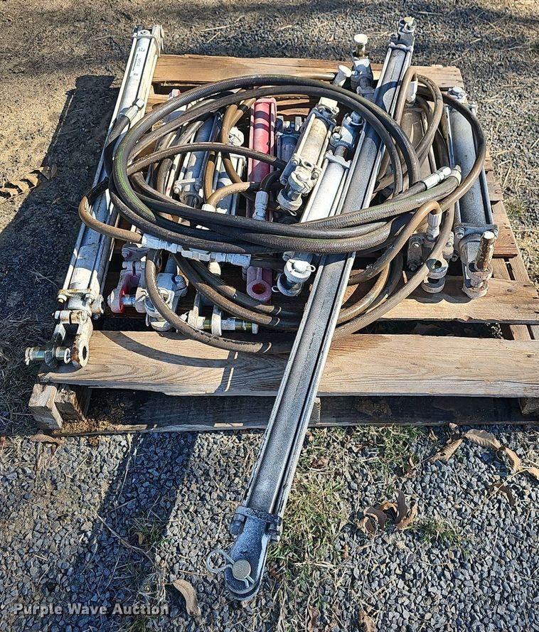 image for item NP9108 (11) hydraulic cylinders