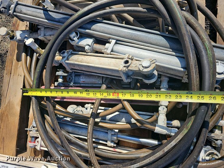 image for item NP9108 (11) hydraulic cylinders