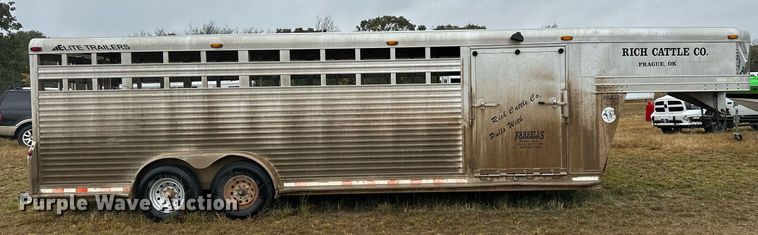 image for item NQ9486 2004 Elite  livestock trailer