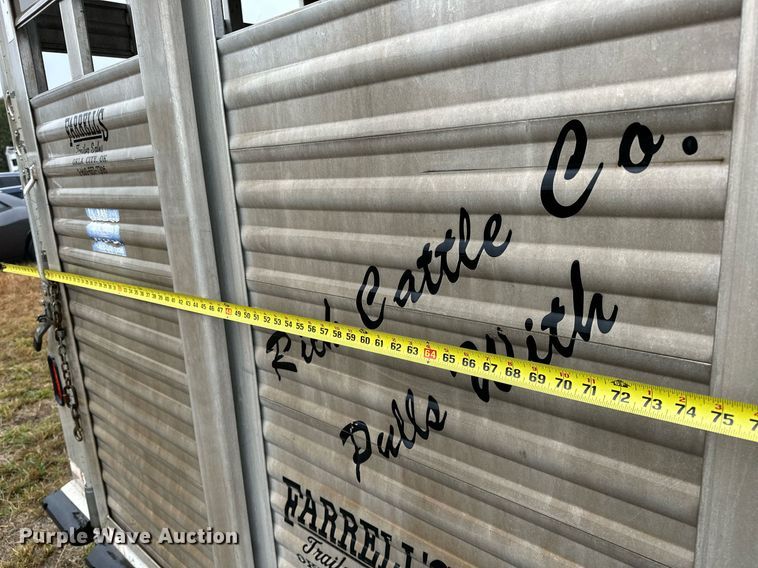 image for item NQ9486 2004 Elite  livestock trailer