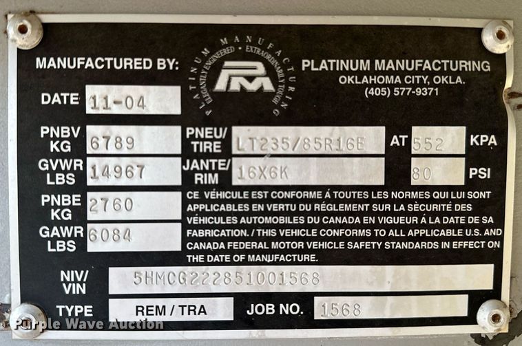 image for item NQ9491 2005 Platinum Silver  horse trailer