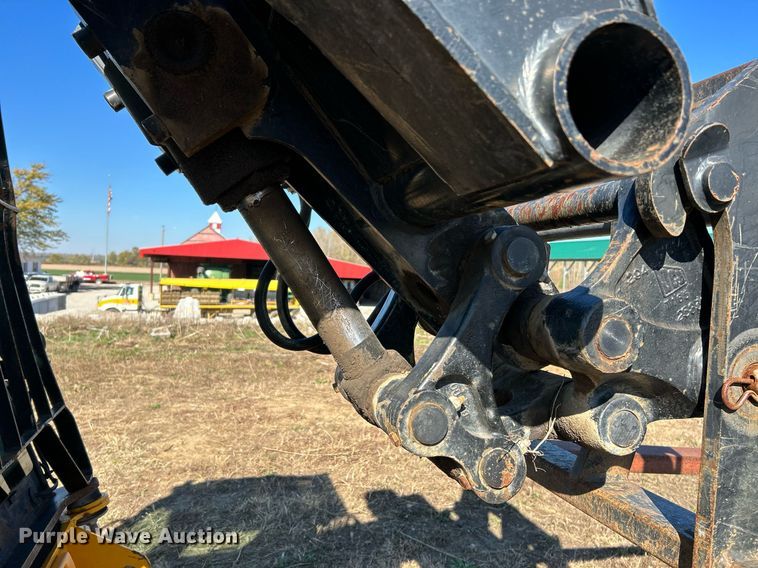 image for item NR9338 2007 JCB 520 telehandler